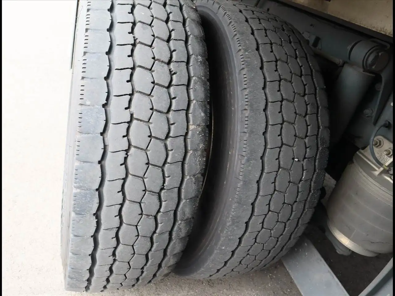 いすゞ ギガ 大型 冷凍冷蔵 低温 パワーゲートの中古トラック画像20