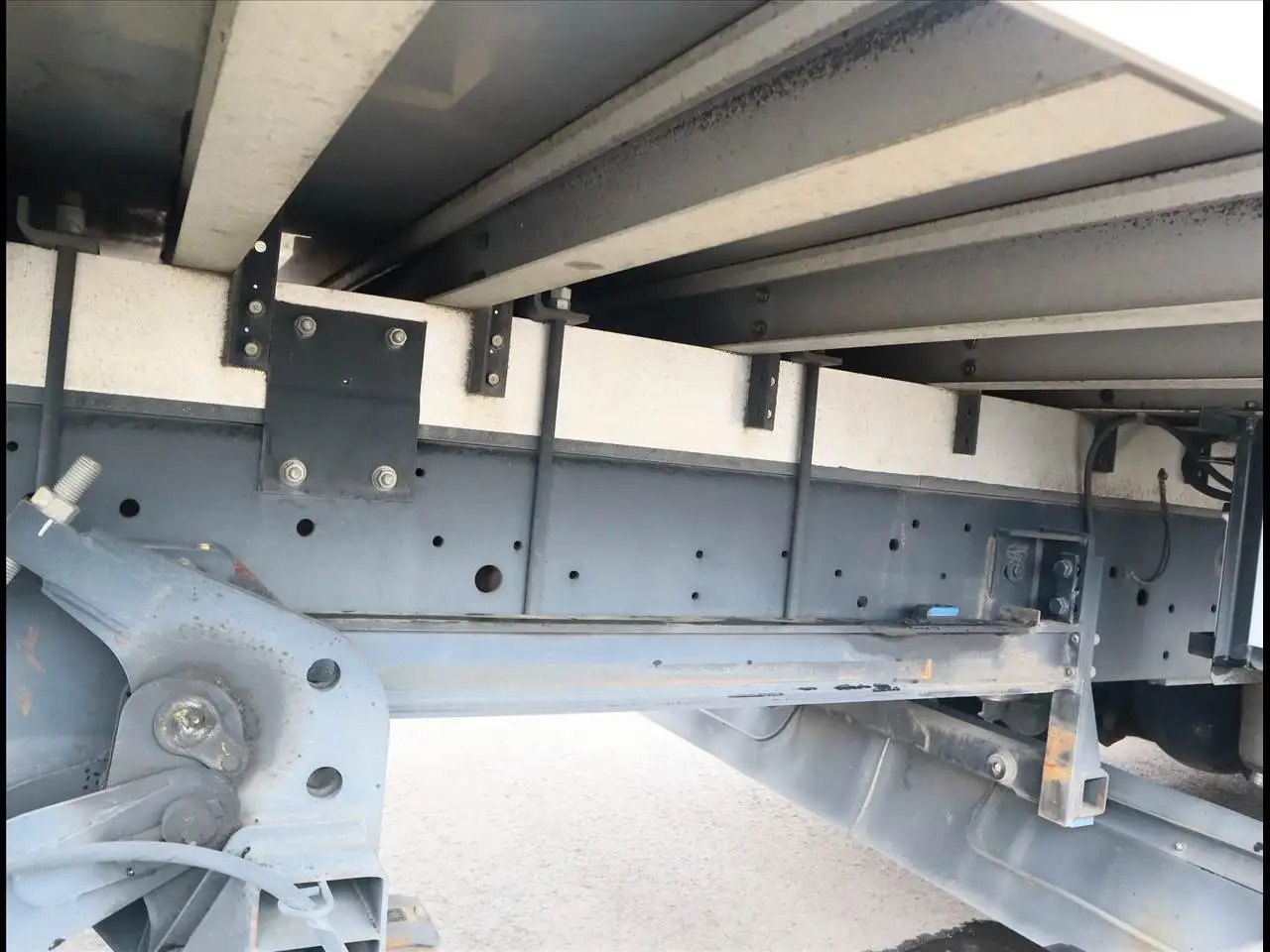 いすゞ ギガ 大型 冷凍冷蔵 低温 パワーゲートの中古トラック画像18