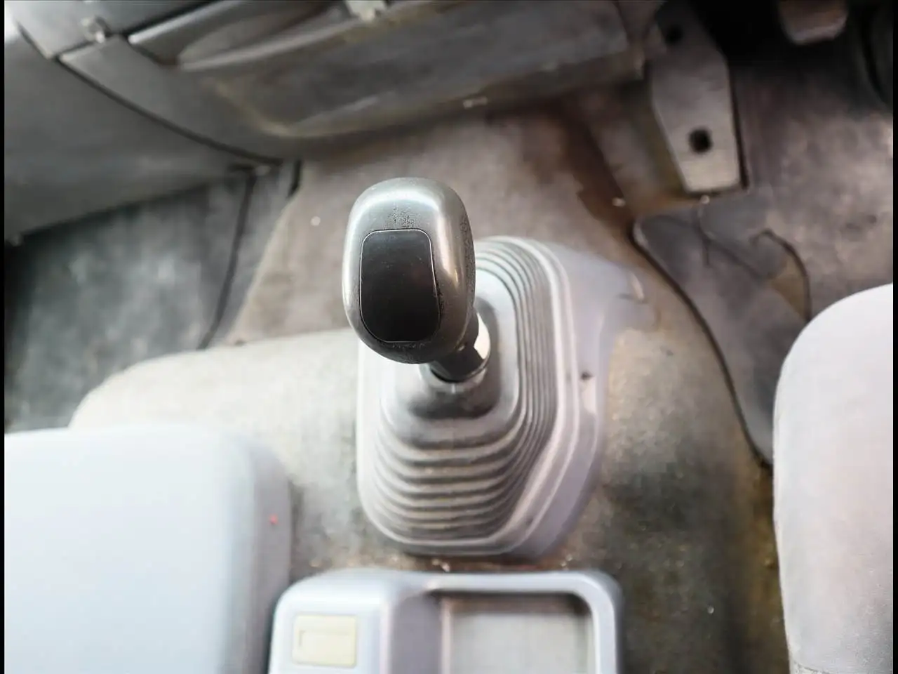 いすゞ フォワード 中型/増トン 車両重機運搬 PDG-FVZ34U2 H22の中古トラック画像15