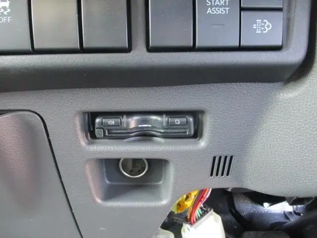 いすゞ エルフ 小型 アルミバン サイドドア 2RG-NPR88AMの中古トラック画像16