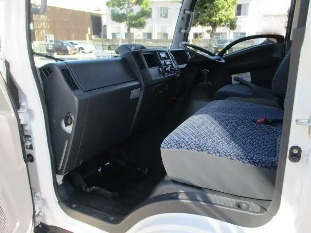 いすゞ エルフ 小型 アルミバン 2RG-NPR88AN R5の中古トラック画像10