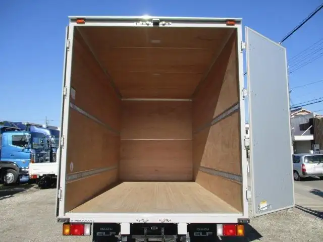 いすゞ エルフ 小型 アルミバン 2RG-NPR88AN R5の中古トラック画像5