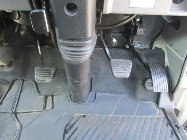 三菱 キャンター 小型 平ボディ 床鉄板 アルミブロックの中古トラック画像16