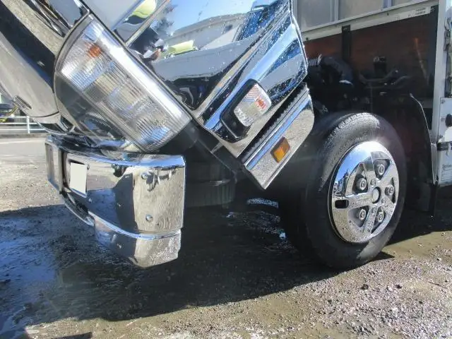 いすゞ エルフ 小型 平ボディ 床鉄板 TRG-NHR85Aの中古トラック画像8