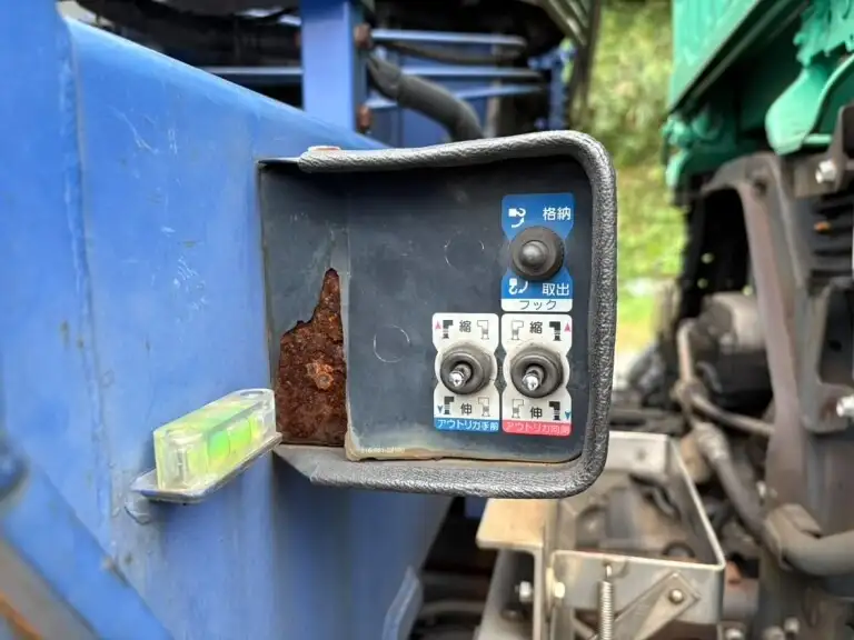 いすゞ フォワード 中型/増トン クレーン付 アルミブロック 4段の中古トラック画像9