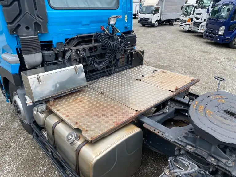 日産UD クオン 大型 トラクター ハイルーフ 1デフの中古トラック画像6