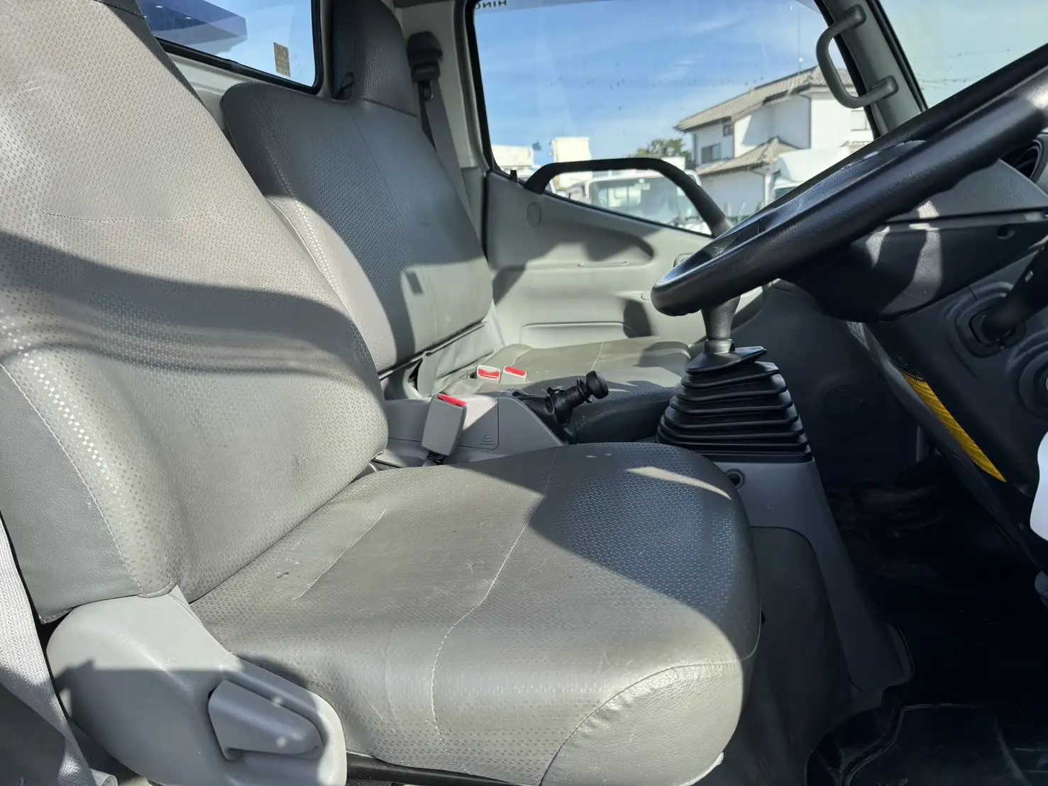 日野 デュトロ 小型 高所・建柱車 高所作業車 TKG-XZU650Fの中古トラック画像11