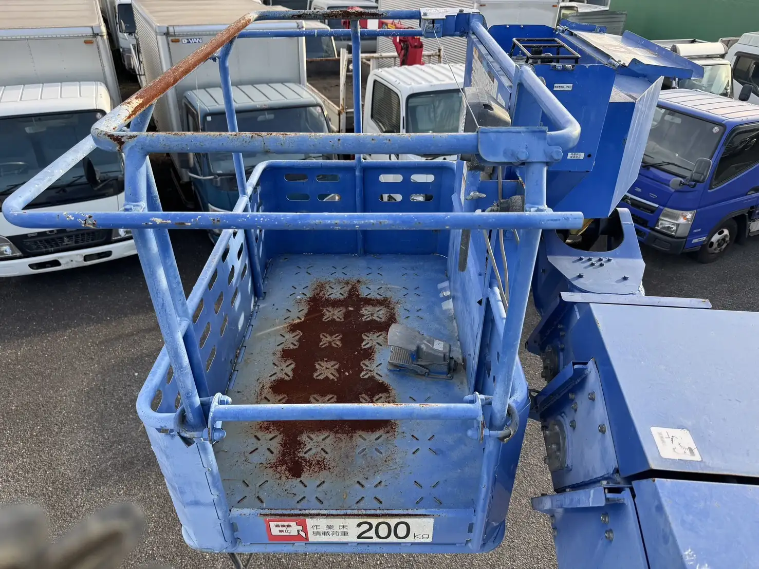 日野 デュトロ 小型 高所・建柱車 高所作業車 TKG-XZU650Fの中古トラック画像5