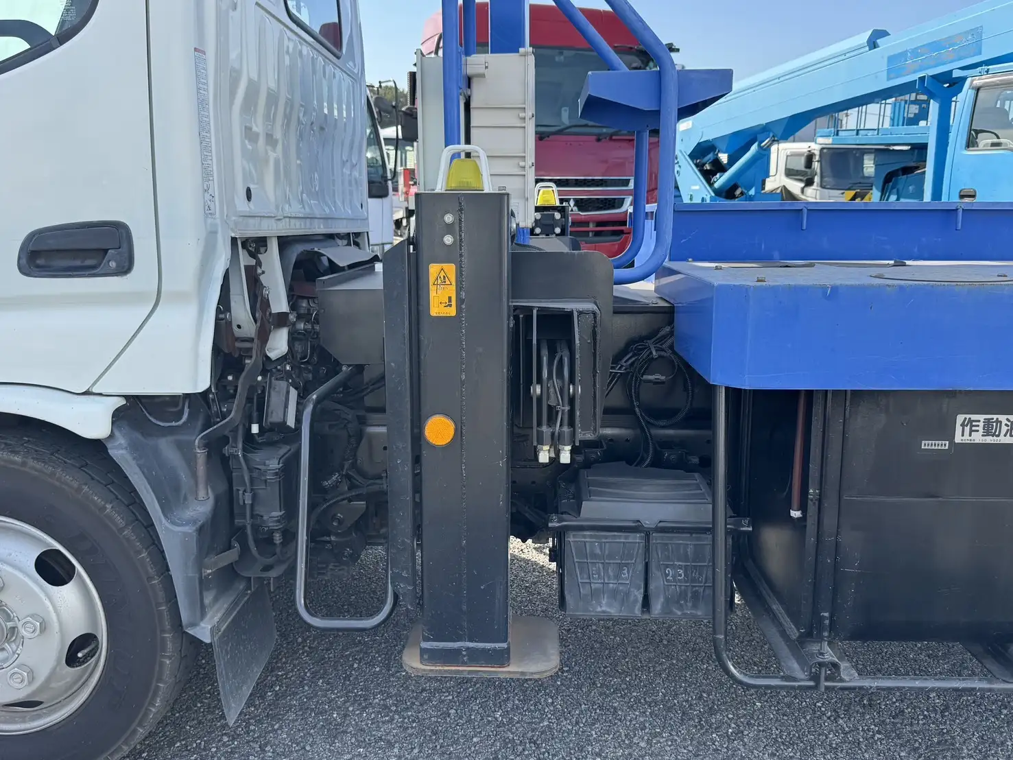 日野 デュトロ 小型 高所・建柱車 高所作業車 TKG-XZU650Fの中古トラック画像10