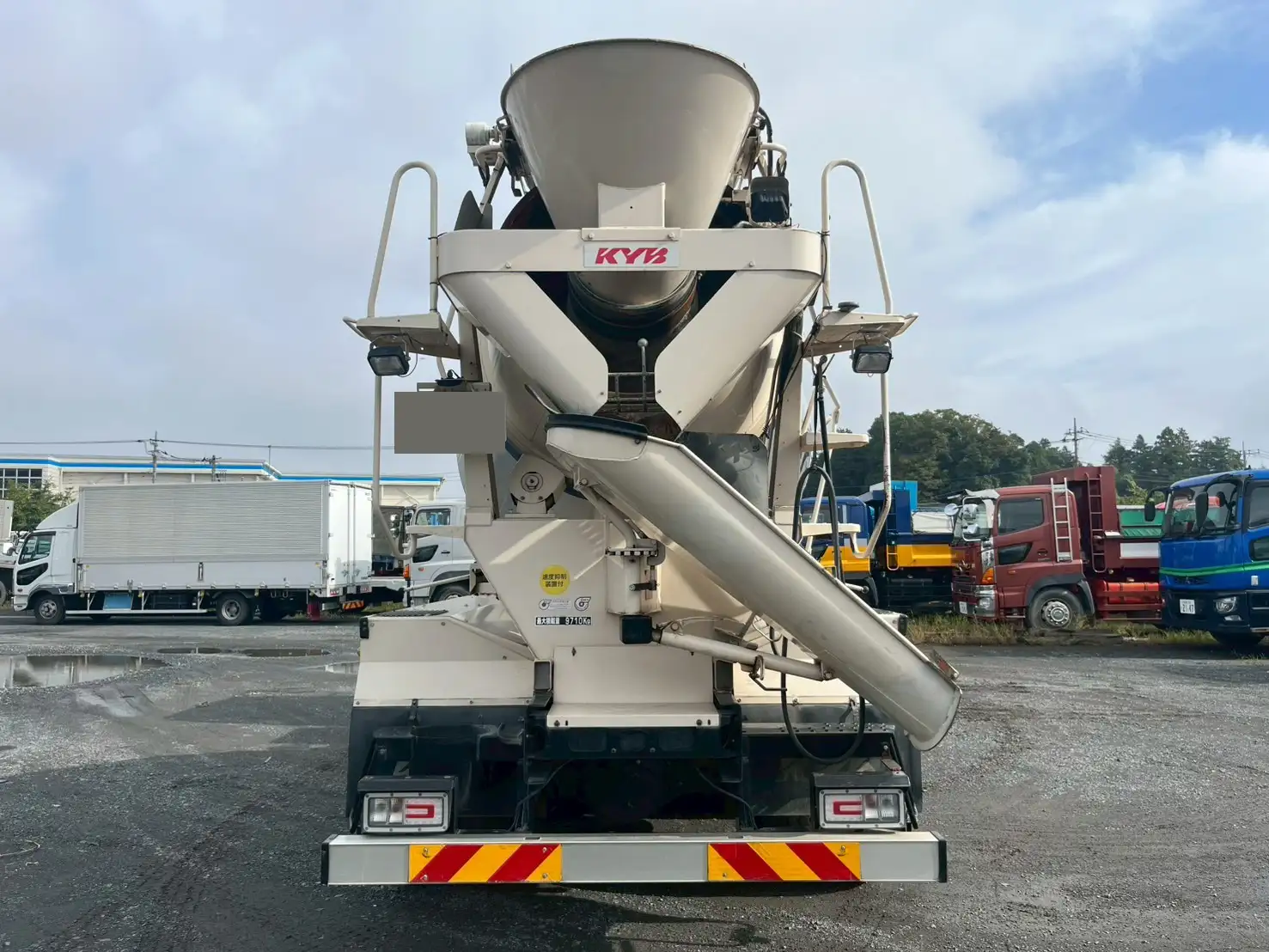 日野 プロフィア 大型 ミキサー・ポンプ ベッド 2DG-FS1AGAの中古トラック画像3