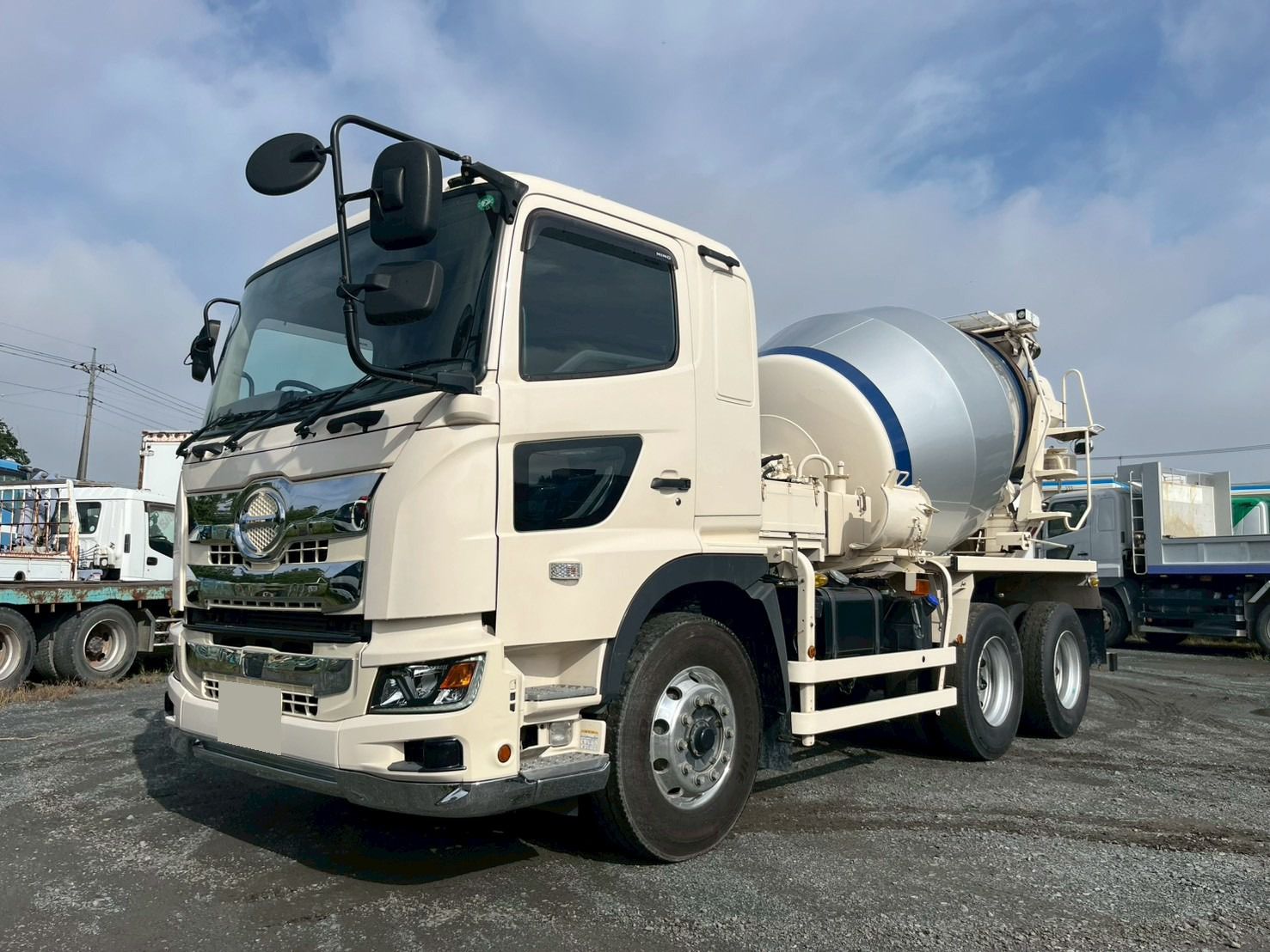 日野 プロフィア 大型 ミキサー・ポンプ ミキサー車