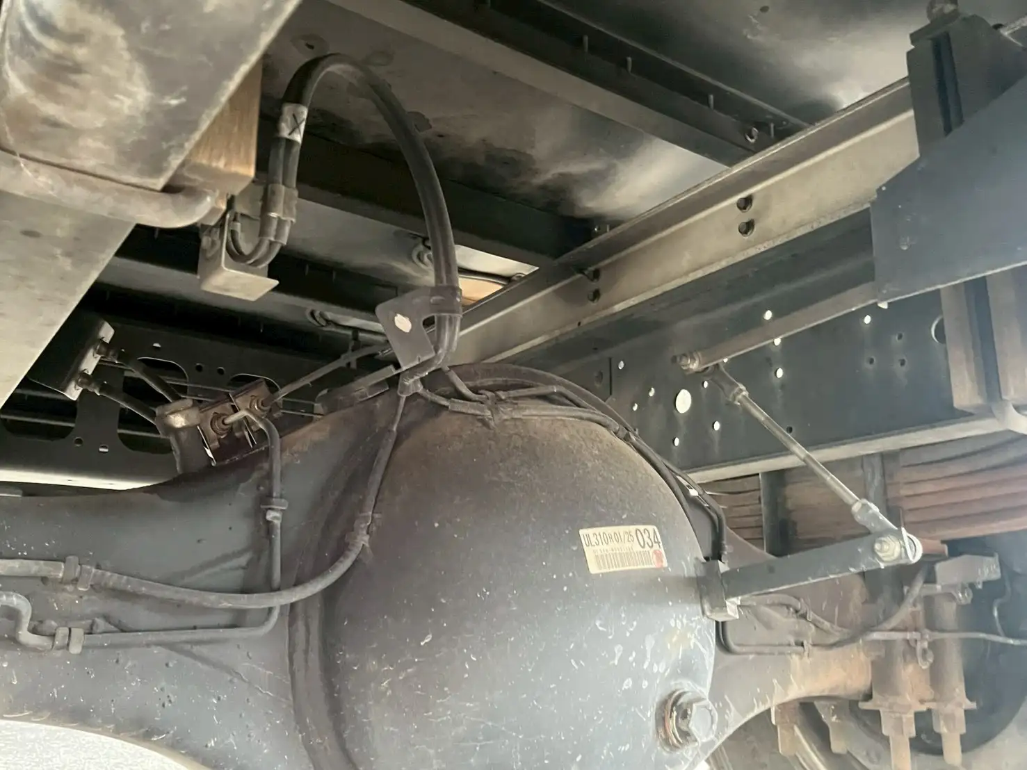 いすゞ フォワード 中型/増トン ウイング ベッド TKG-FRR90S2の中古トラック画像19