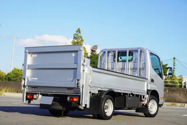 トヨタ ダイナ 小型 平ボディ パワーゲート 3BF-TRY230の中古トラック画像4