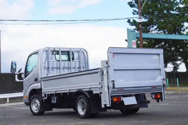 トヨタ ダイナ 小型 平ボディ パワーゲート 3BF-TRY230の中古トラック画像6