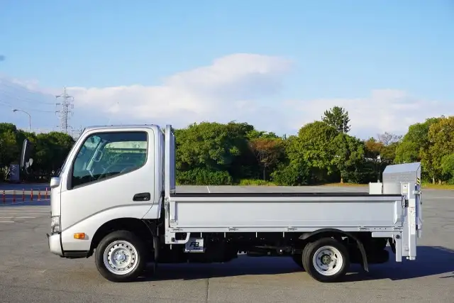 トヨタ ダイナ 小型 平ボディ パワーゲート 3BF-TRY230の中古トラック画像7