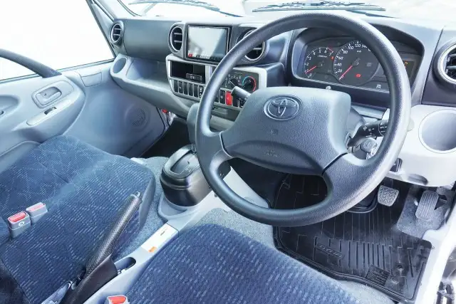 トヨタ ダイナ 小型 平ボディ パワーゲート 3BF-TRY230の中古トラック画像11