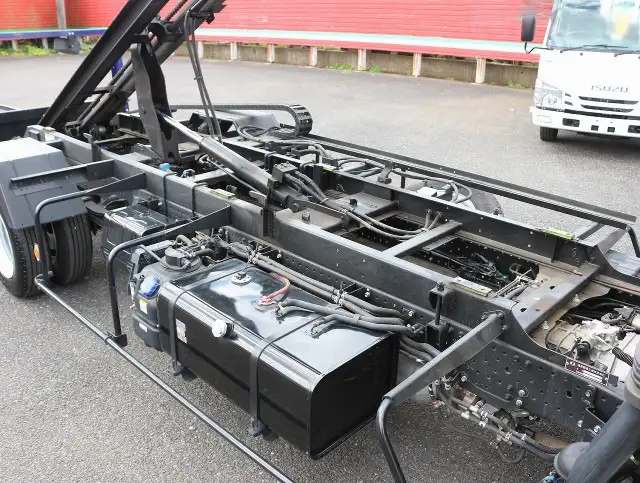 いすゞ エルフ 小型 車両重機運搬 ラジコン ウインチの中古トラック画像15