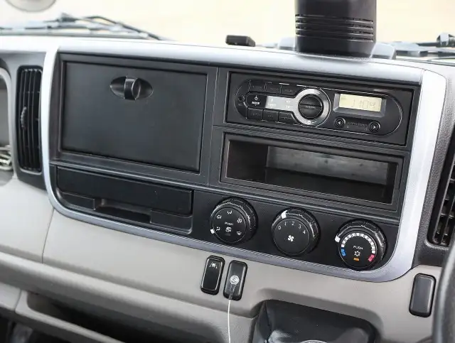 三菱 キャンター 小型 平ボディ TPG-FBA20 H30の中古トラック画像13