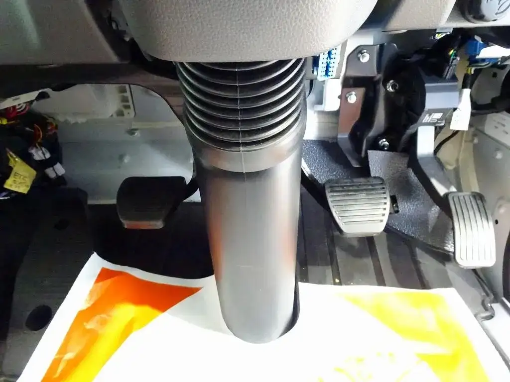 いすゞ フォワード 中型/増トン アームロール ツインホイスト 2RG-FRR90S4の中古トラック画像15