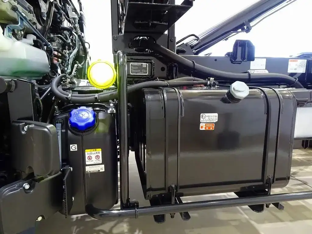 いすゞ フォワード 中型/増トン アームロール ツインホイスト 2RG-FRR90S4の中古トラック画像像17