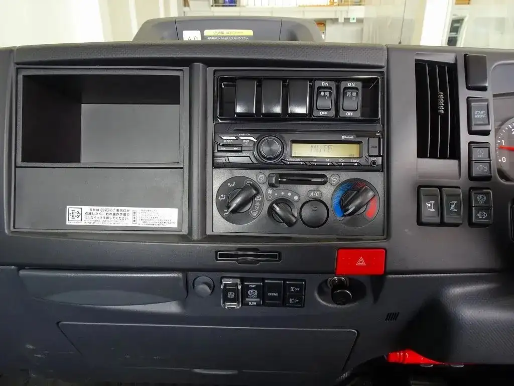 いすゞ エルフ 小型 車両重機運搬 ラジコン ウインチの中古トラック画像12