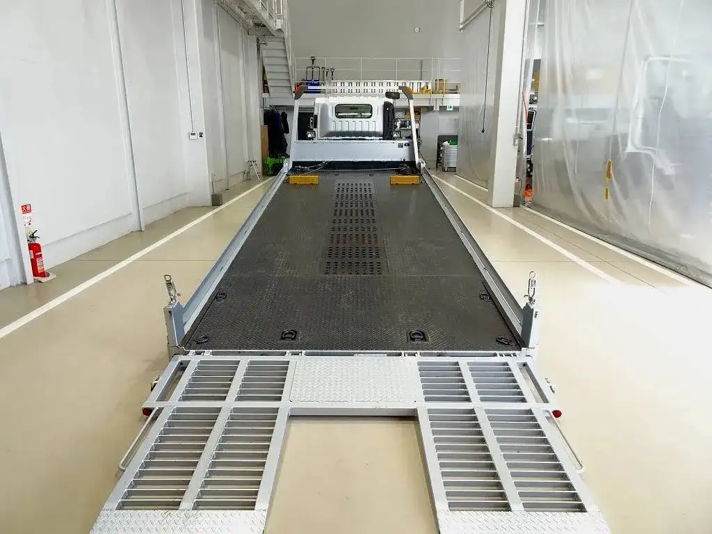 いすゞ エルフ 小型 車両重機運搬 ラジコン ウインチの中古トラック画像5