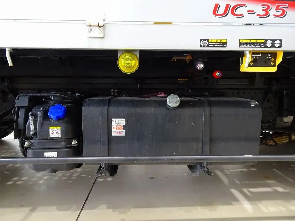 いすゞ エルフ 小型 車両重機運搬 ラジコン ウインチの中古トラック画像像17