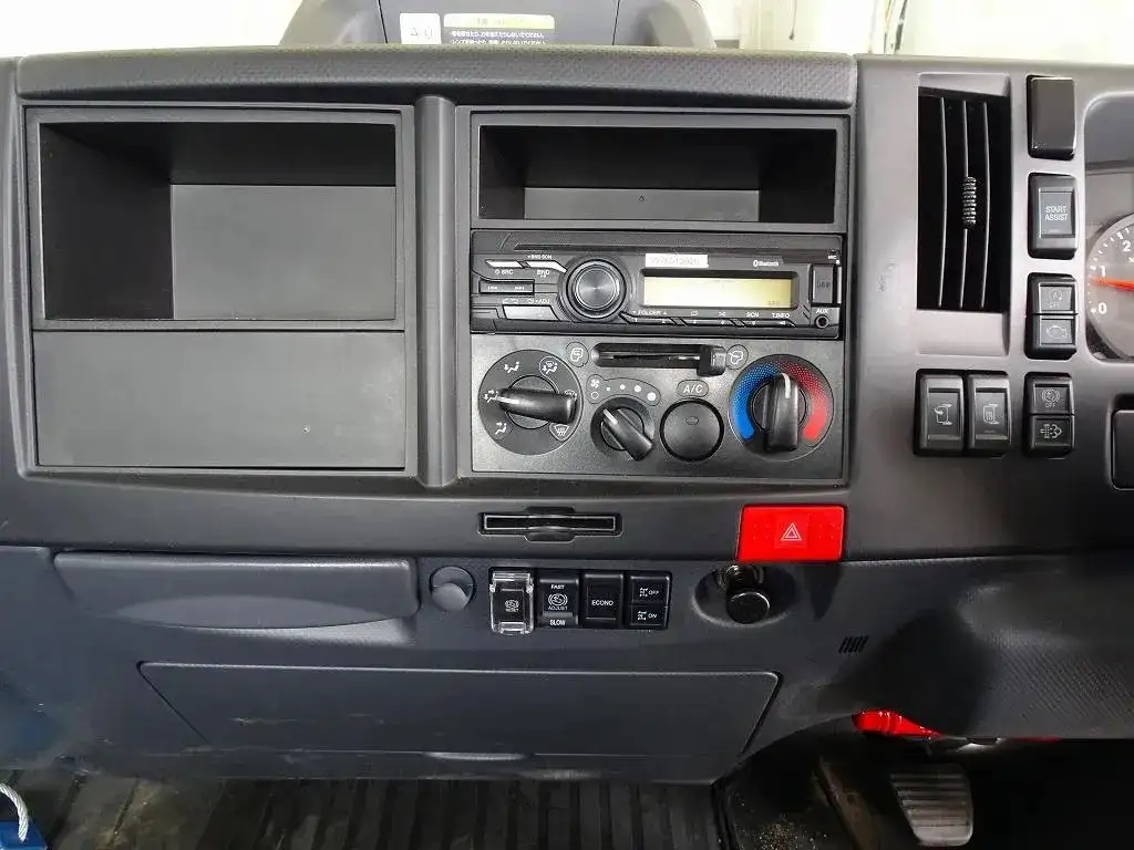 いすゞ エルフ 小型 車両重機運搬 ラジコン ウインチの中古トラック画像12