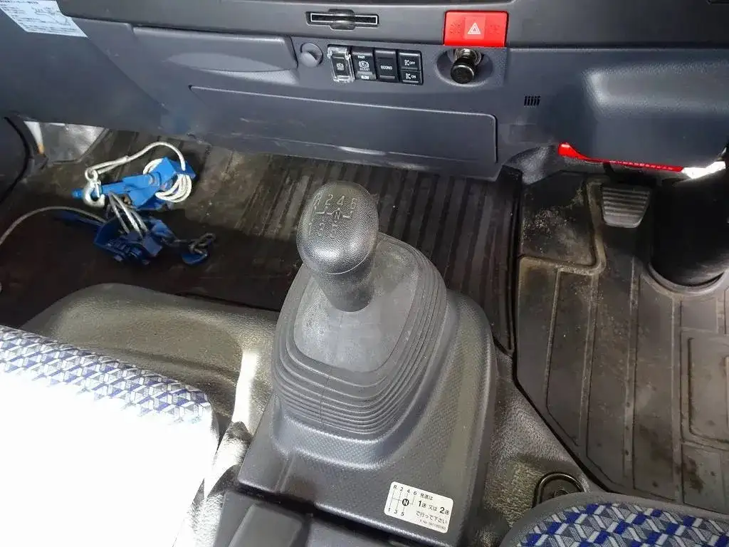 いすゞ エルフ 小型 車両重機運搬 ラジコン ウインチの中古トラック画像13