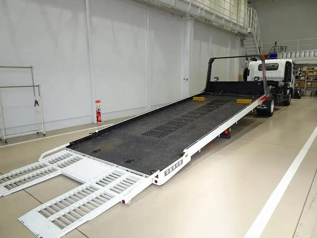 いすゞ エルフ 小型 車両重機運搬 ラジコン ウインチの中古トラック画像3