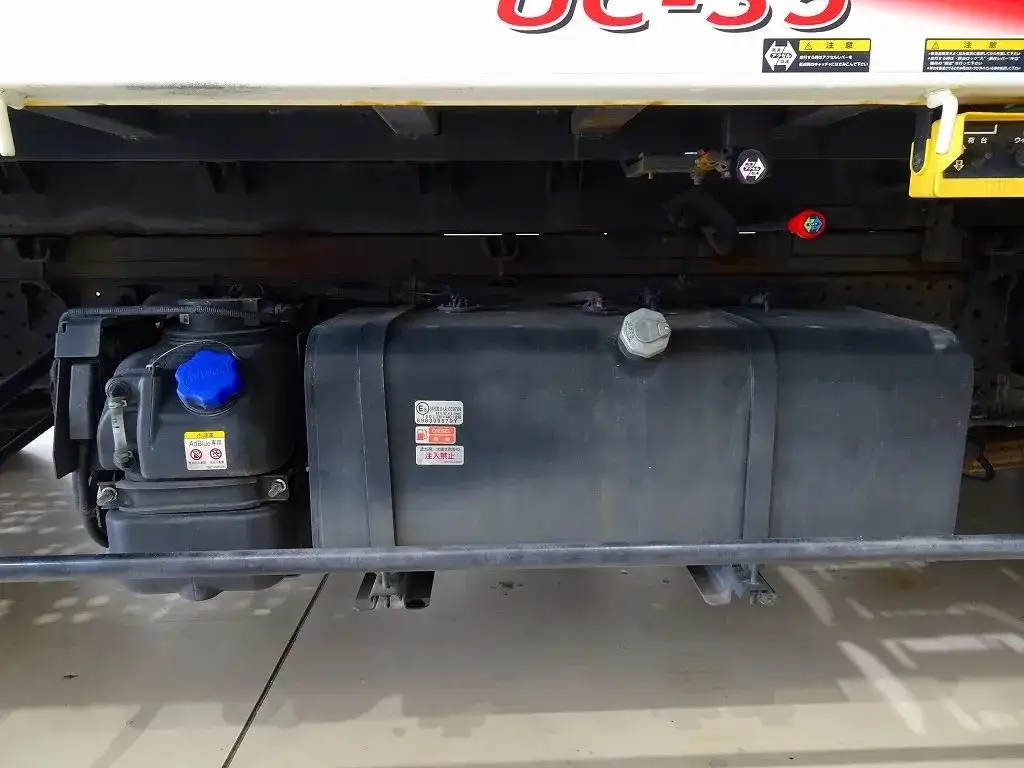 いすゞ エルフ 小型 車両重機運搬 ラジコン ウインチの中古トラック画像18