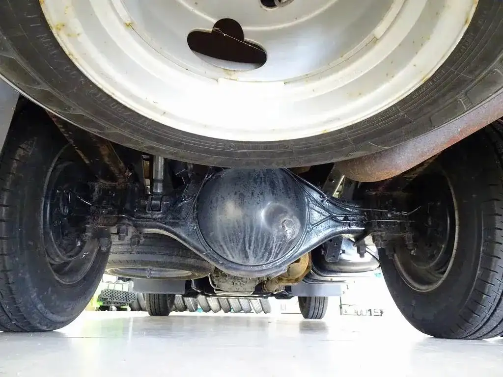 いすゞ エルフ 小型 平ボディ Wキャブ TRG-NJR85Aの中古トラック画像19