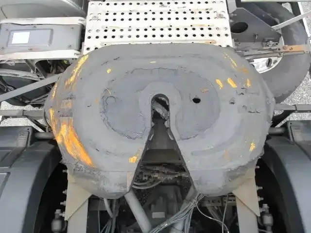 ボルボ トラック 大型 トラクター ハイルーフ 1デフの中古トラック画像8