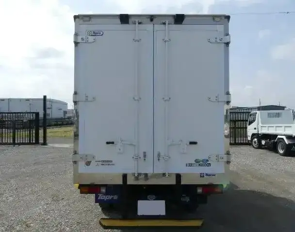 三菱 キャンター 小型 冷凍冷蔵 低温 床アルミの中古トラック画像4