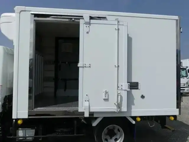 三菱 キャンター 小型 冷凍冷蔵 低温 床アルミの中古トラック画像6