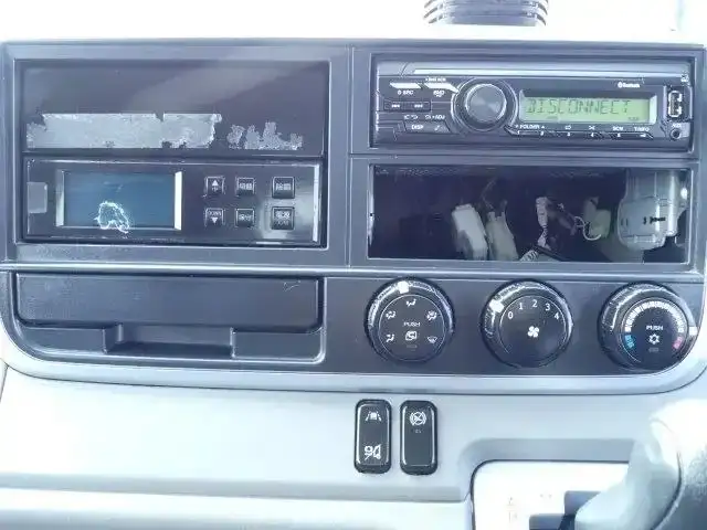 三菱 キャンター 小型 冷凍冷蔵 低温 床アルミの中古トラック画像15