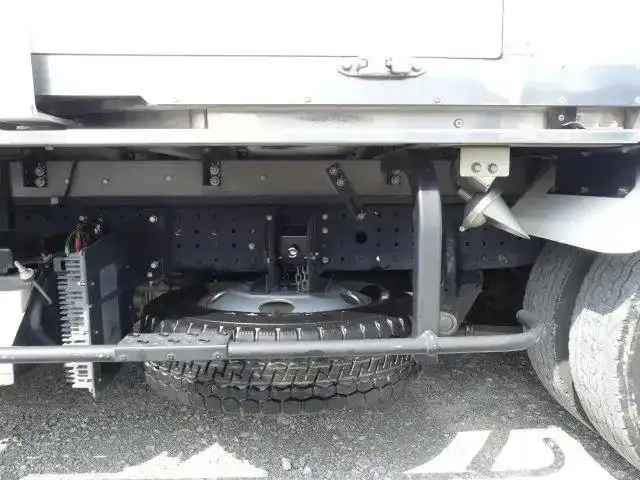 三菱 キャンター 小型 冷凍冷蔵 低温 床アルミの中古トラック画像像17