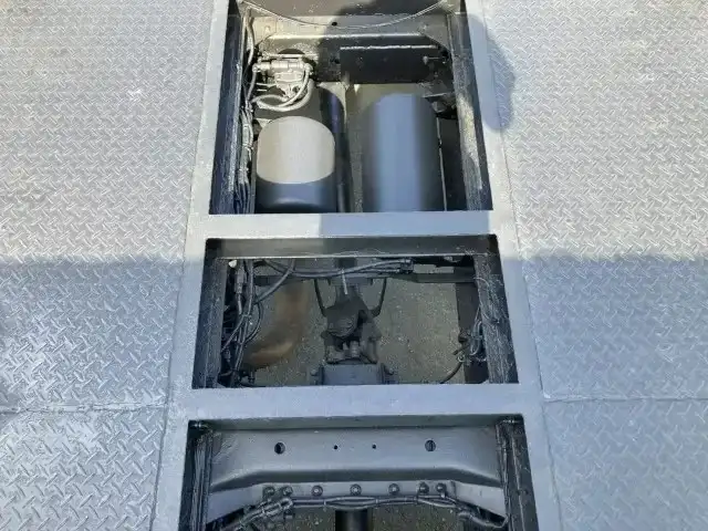 三菱 スーパーグレート 大型 平ボディ ベッド BDG-FP50JX改の中古トラック画像8