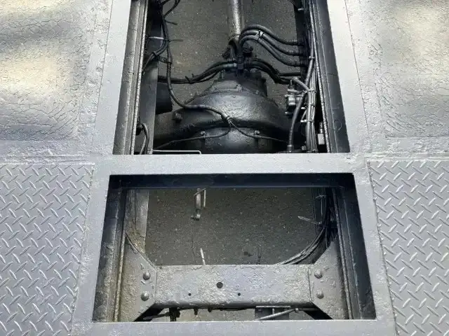 三菱 スーパーグレート 大型 平ボディ ベッド BDG-FP50JX改の中古トラック画像9
