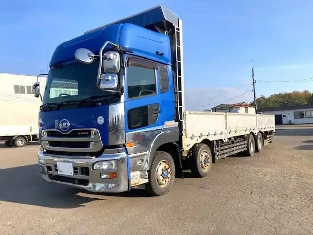 日産UD クオン 大型 平ボディ