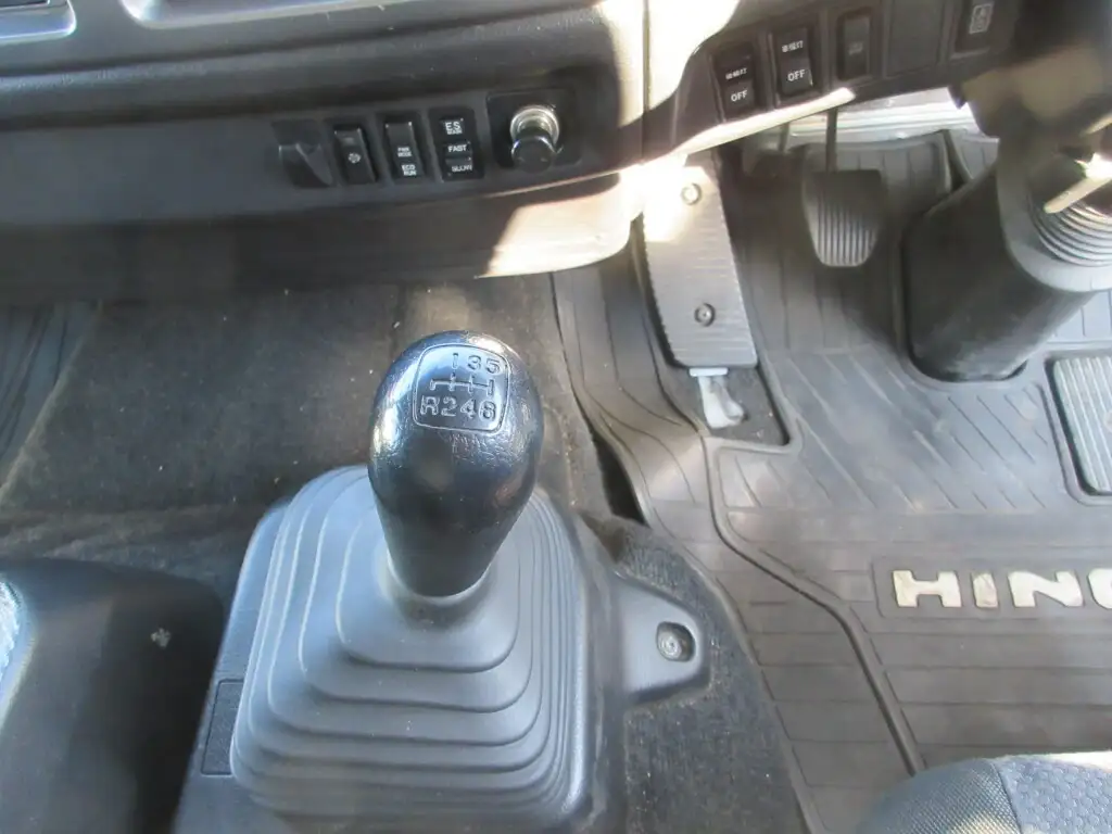 日野 レンジャー 中型/増トン 平ボディ アルミブロック ベッドの中古トラック画像14