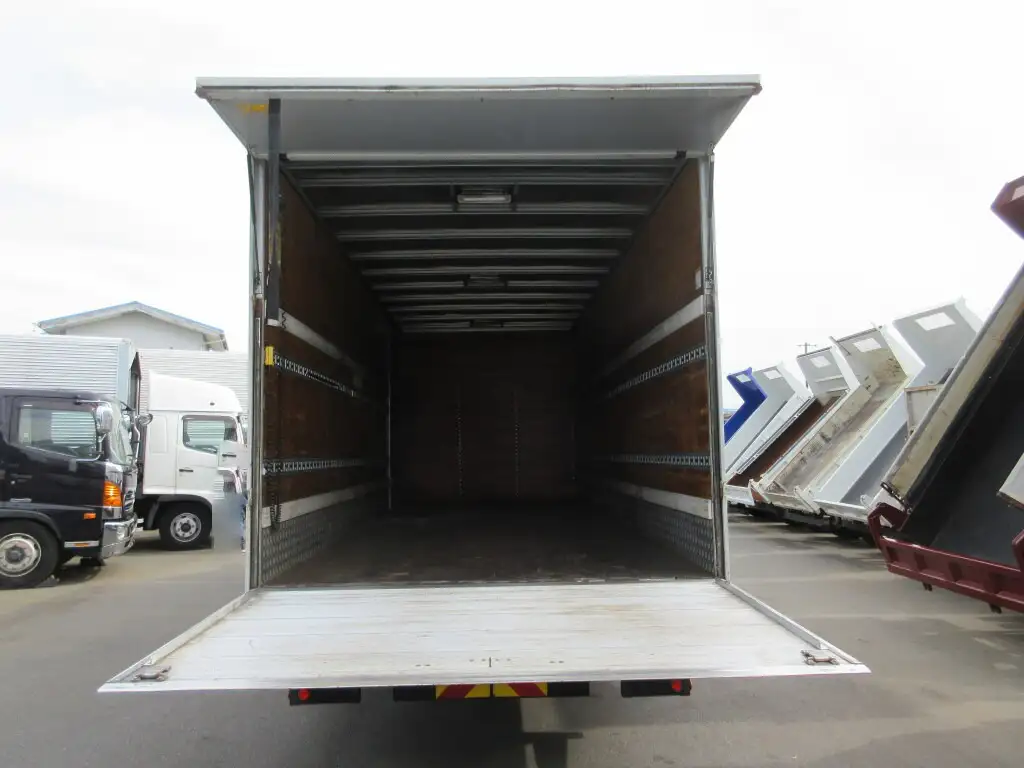 日野 レンジャー 中型/増トン アルミバン パワーゲート 床鉄板の中古トラック画像6