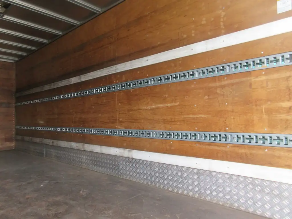 日野 レンジャー 中型/増トン アルミバン パワーゲート 床鉄板の中古トラック画像10