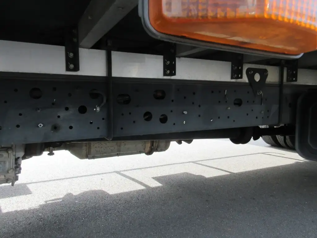 日野 レンジャー 中型/増トン アルミバン パワーゲート 床鉄板の中古トラック画像像17