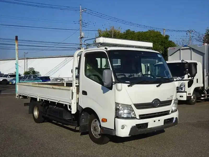 日野 デュトロ 小型 平ボディ TKG-XZU775M H25の中古トラック画像2