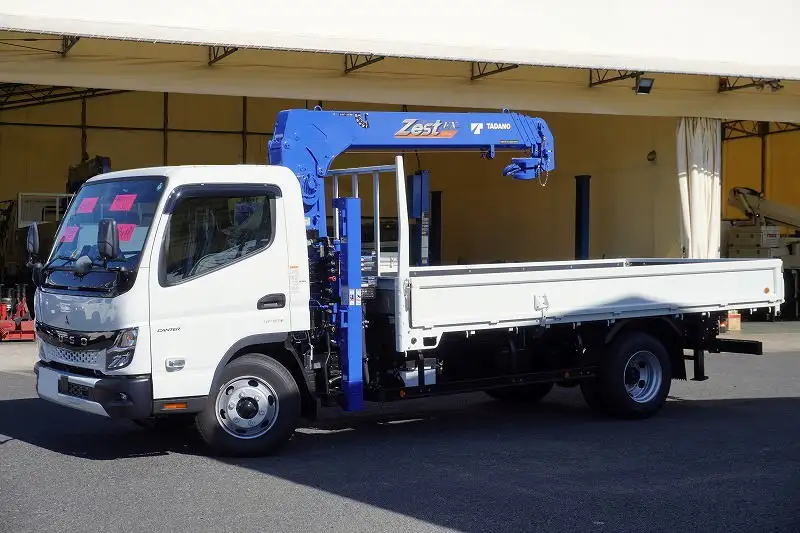 三菱 キャンター 小型 車両重機運搬 4段クレーン ラジコン の中古トラック【車両No.200082】