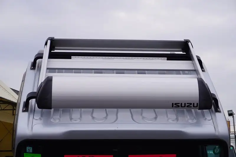 いすゞ エルフ 小型 アルミバン パワーゲート サイドドアの中古トラック画像10