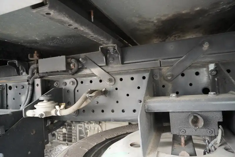 いすゞ エルフ 小型 アルミバン パワーゲート サイドドアの中古トラック画像18