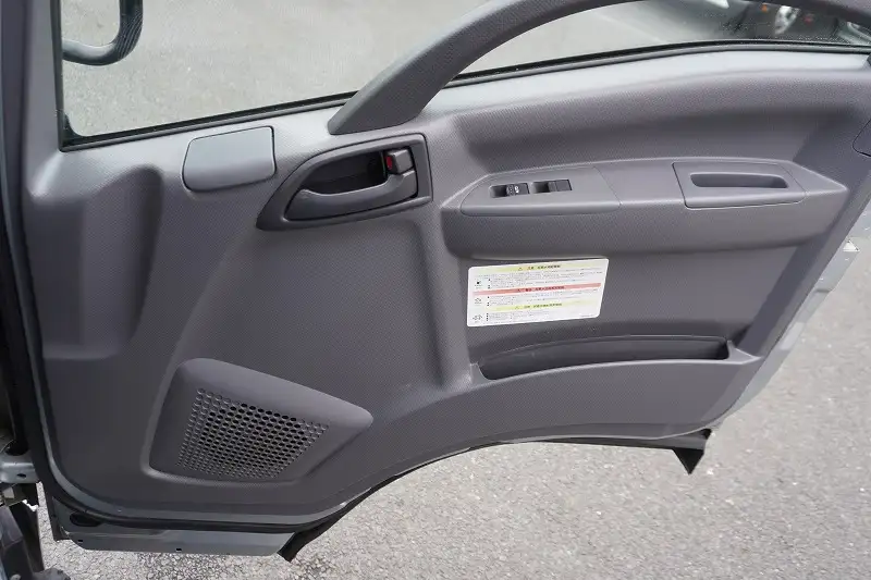 いすゞ エルフ 小型 アルミバン パワーゲート サイドドアの中古トラック画像15