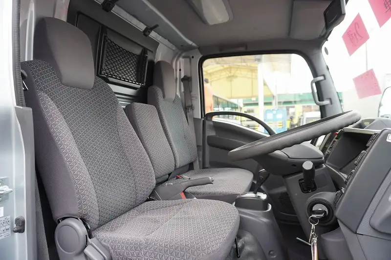 いすゞ エルフ 小型 アルミバン パワーゲート サイドドアの中古トラック画像11